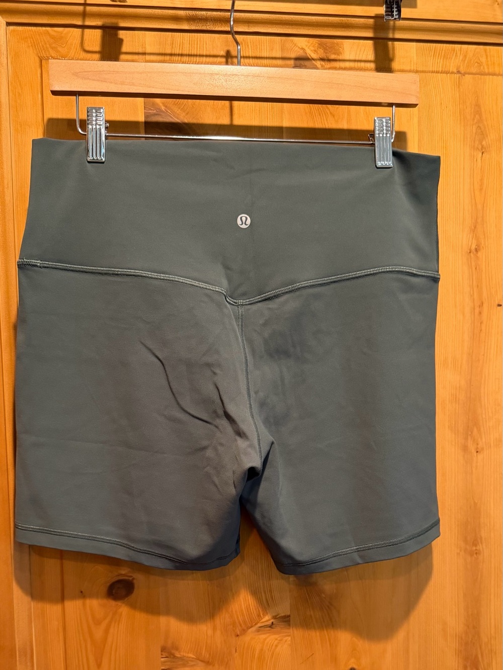 lululemon athletica Align High-Rise Short 6” - Dark Forest - Picture 3 of 6